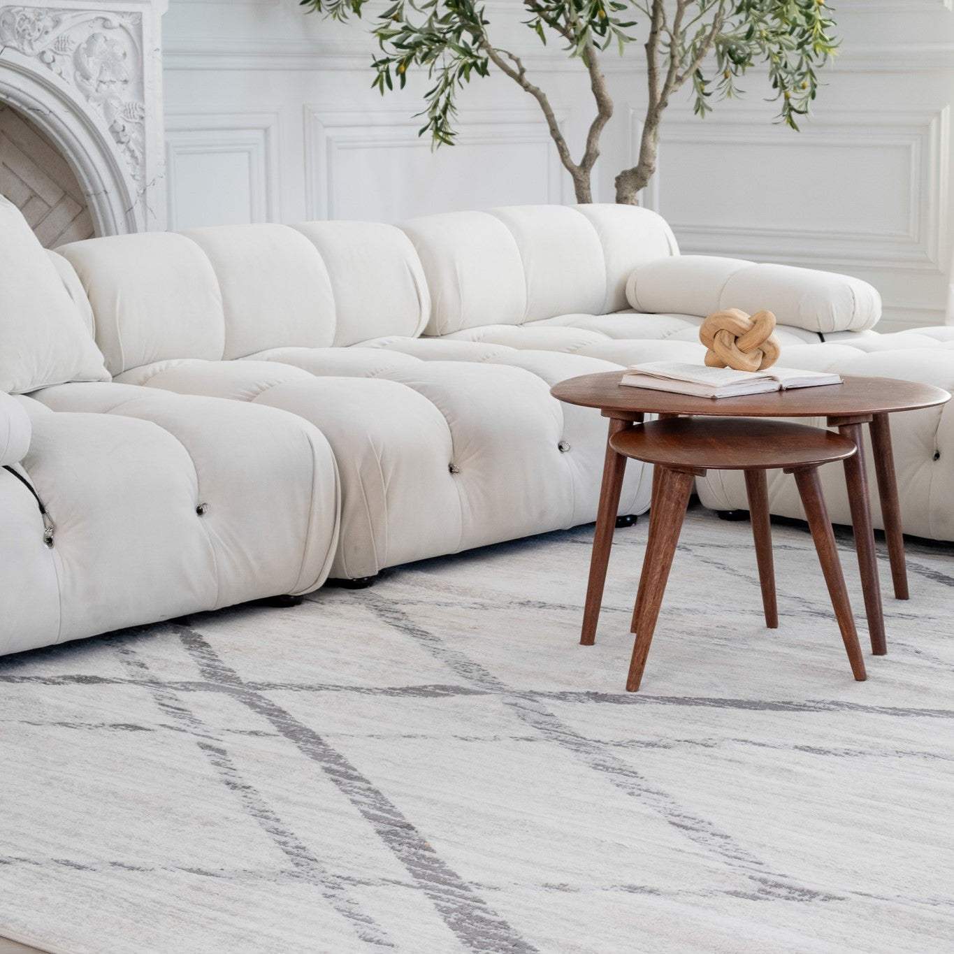 4' X 6' Gray and Ivory Geometric Area Rug - Homeroots - Flyclothing LLC