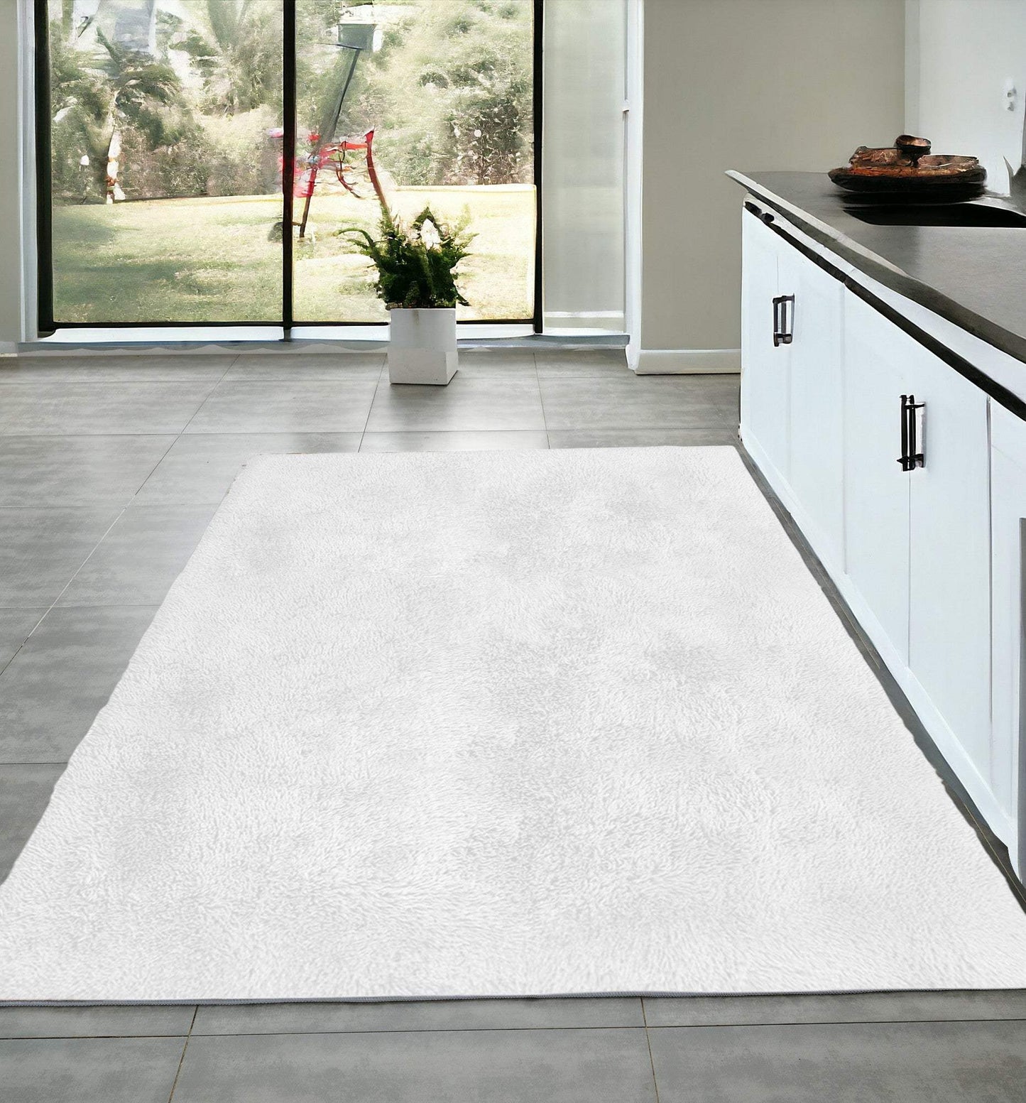 4' X 5' White Power Loom Area Rug - Homeroots - Flyclothing LLC
