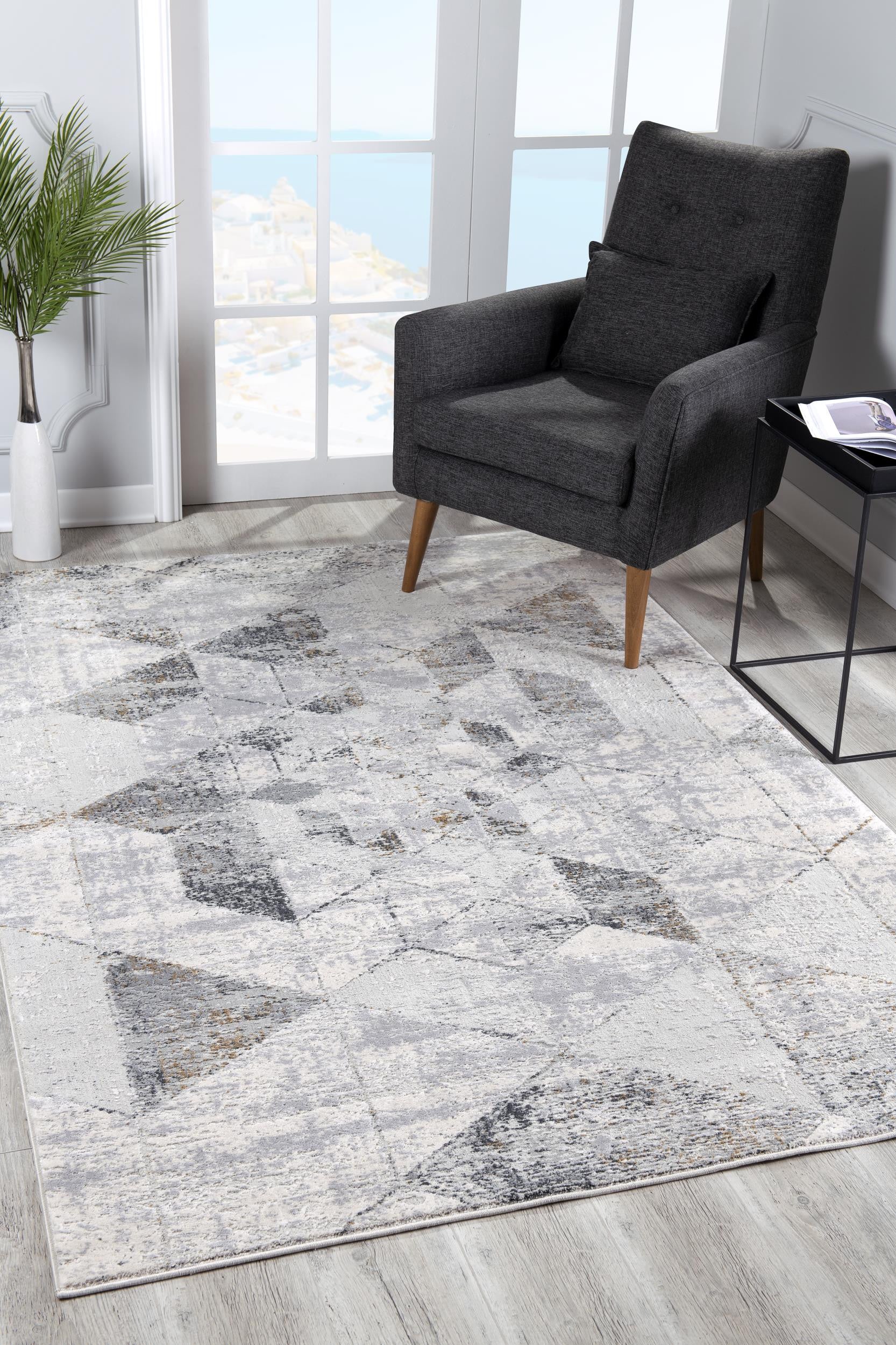 8' X 11' Gray and Ivory Abstract Power Loom Area Rug