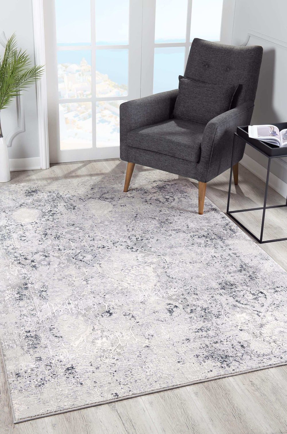5' X 7' Gray and Ivory Abstract Area Rug - Homeroots - Flyclothing LLC