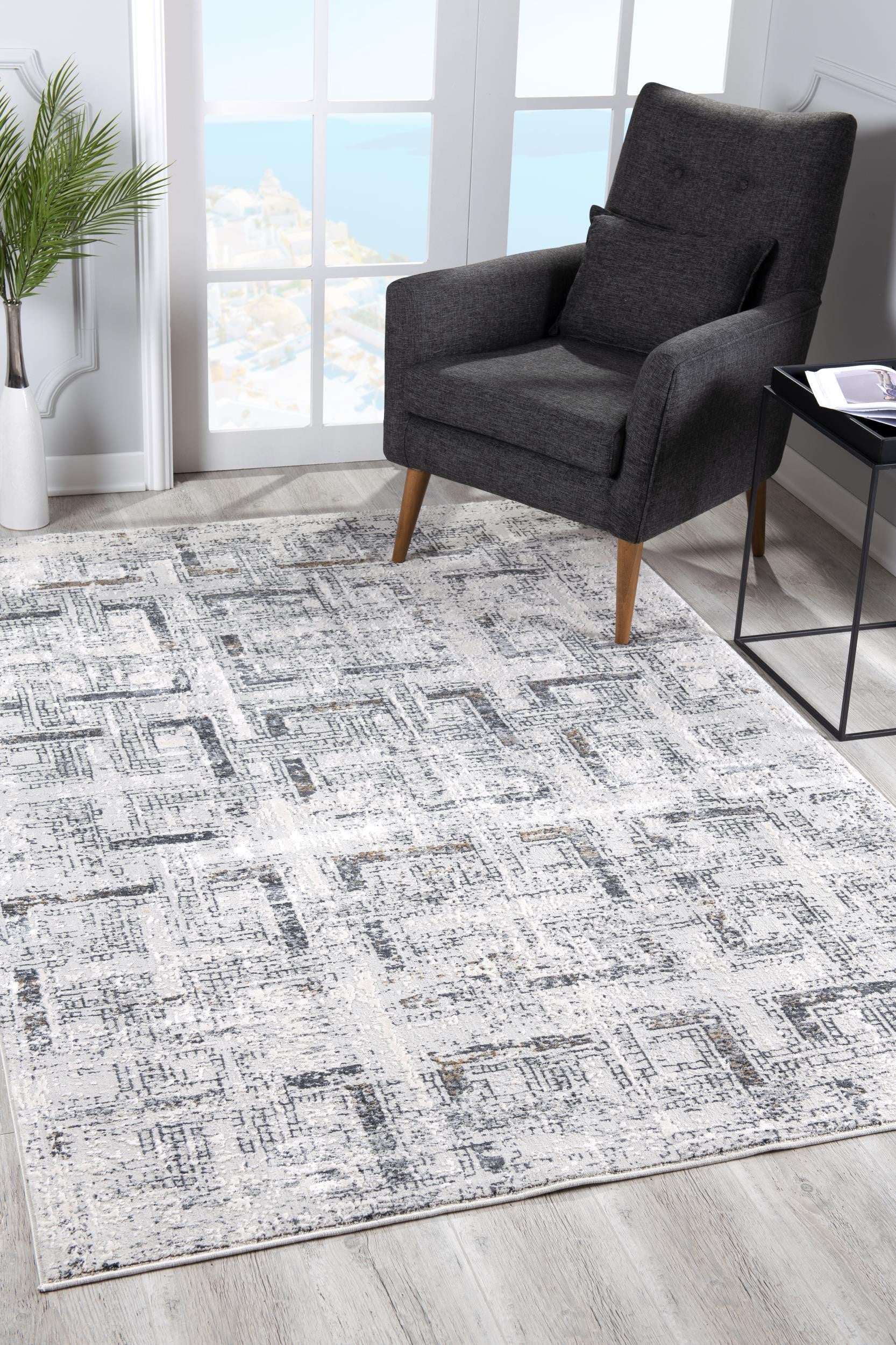 4' X 6' Gray and Ivory Abstract Power Loom Area Rug