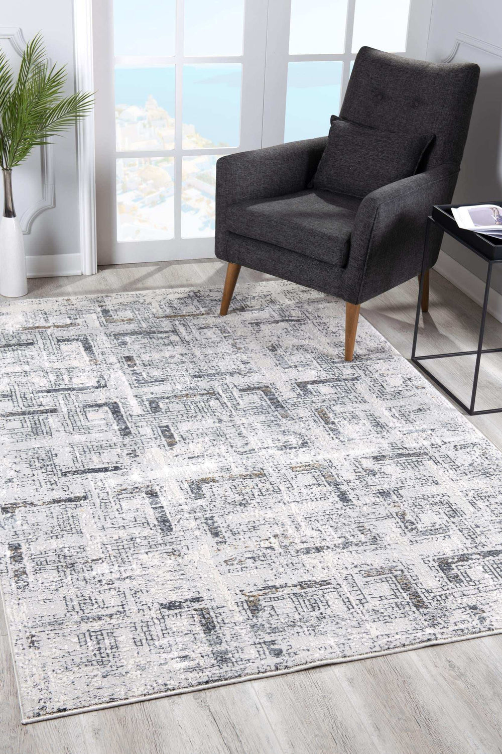 5' X 8' Gray and Ivory Abstract Power Loom Area Rug - Homeroots - Flyclothing LLC