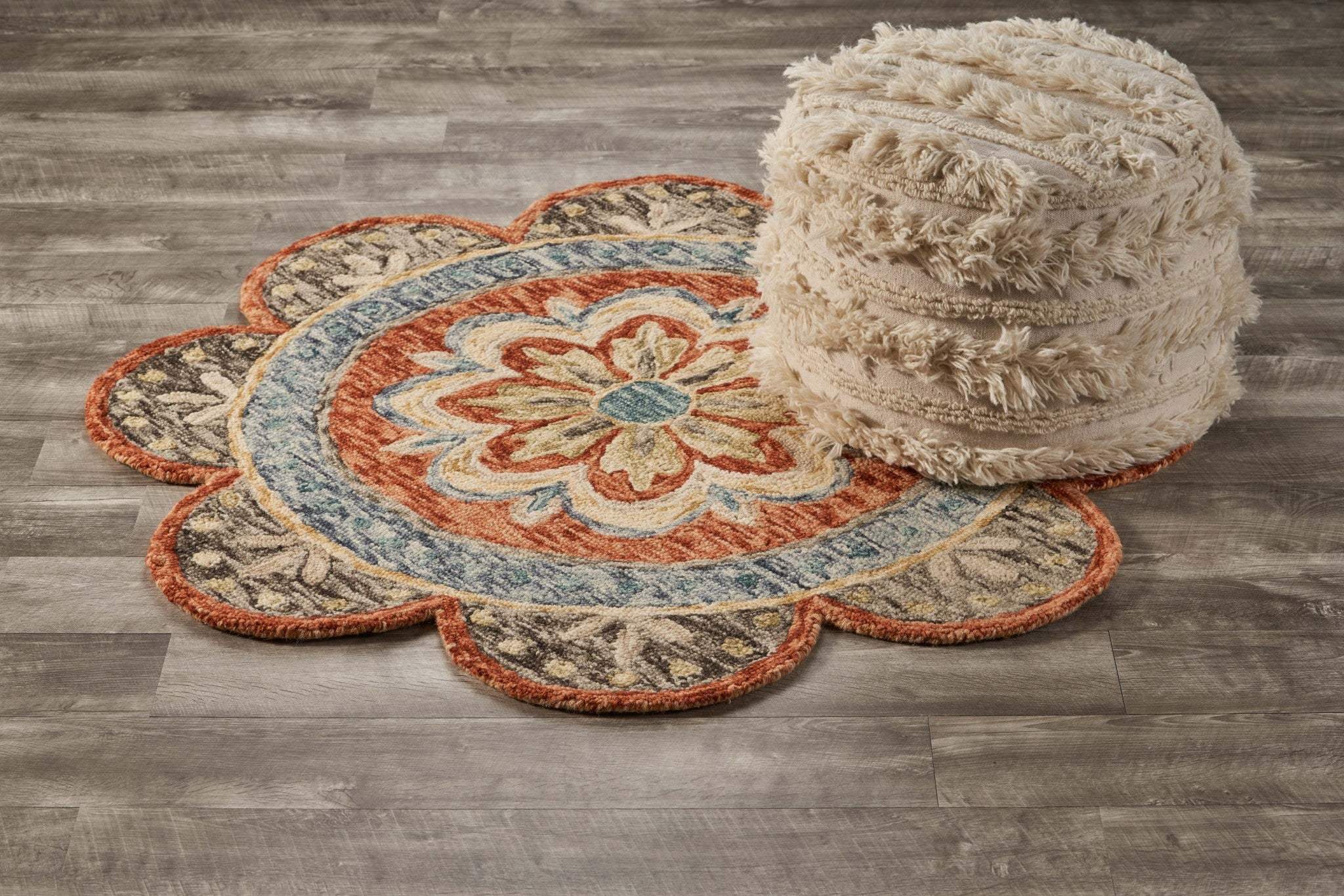 6' Round Orange Scalloped Edge Area Rug - Homeroots - Flyclothing LLC