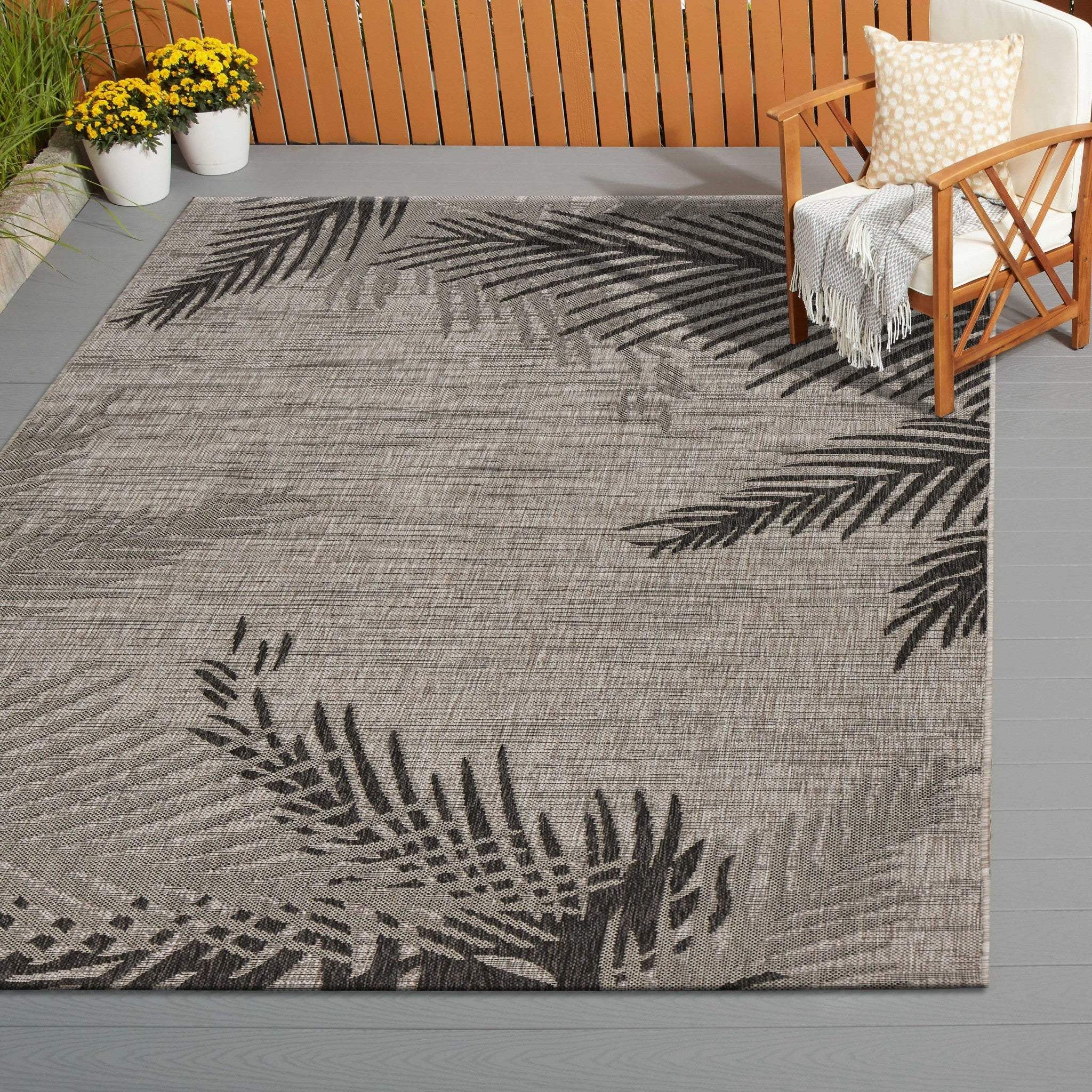 5' X 7' Beige Floral Indoor Outdoor Area Rug - Homeroots - Flyclothing LLC