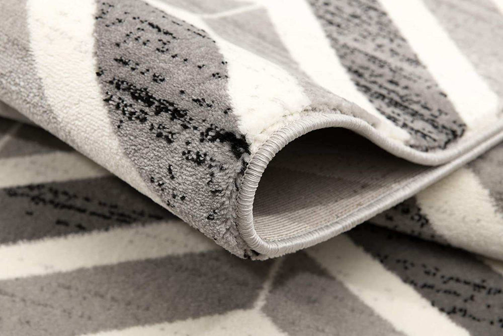 5' X 8' Gray Chevron Dhurrie Area Rug - Homeroots - Flyclothing LLC