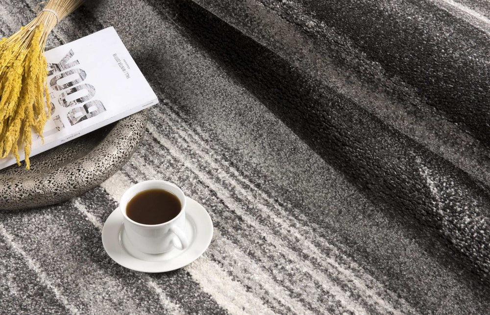 5' X 8' Dark Gray Abstract Illusional Area Rug - Homeroots - Flyclothing LLC