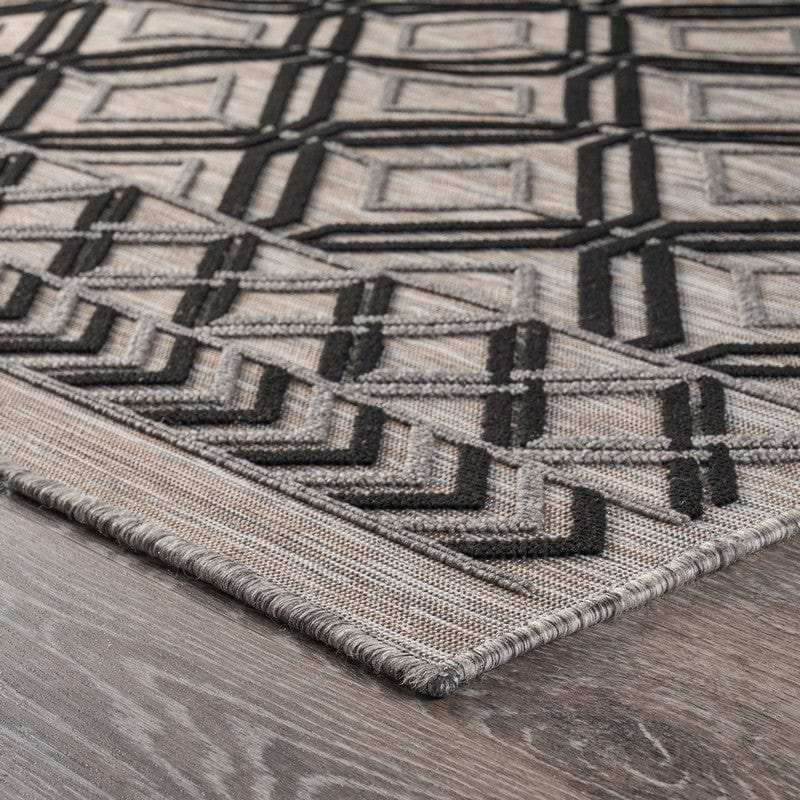 5' X 7' Black And Tan Indoor Outdoor Area Rug - Homeroots - Flyclothing LLC