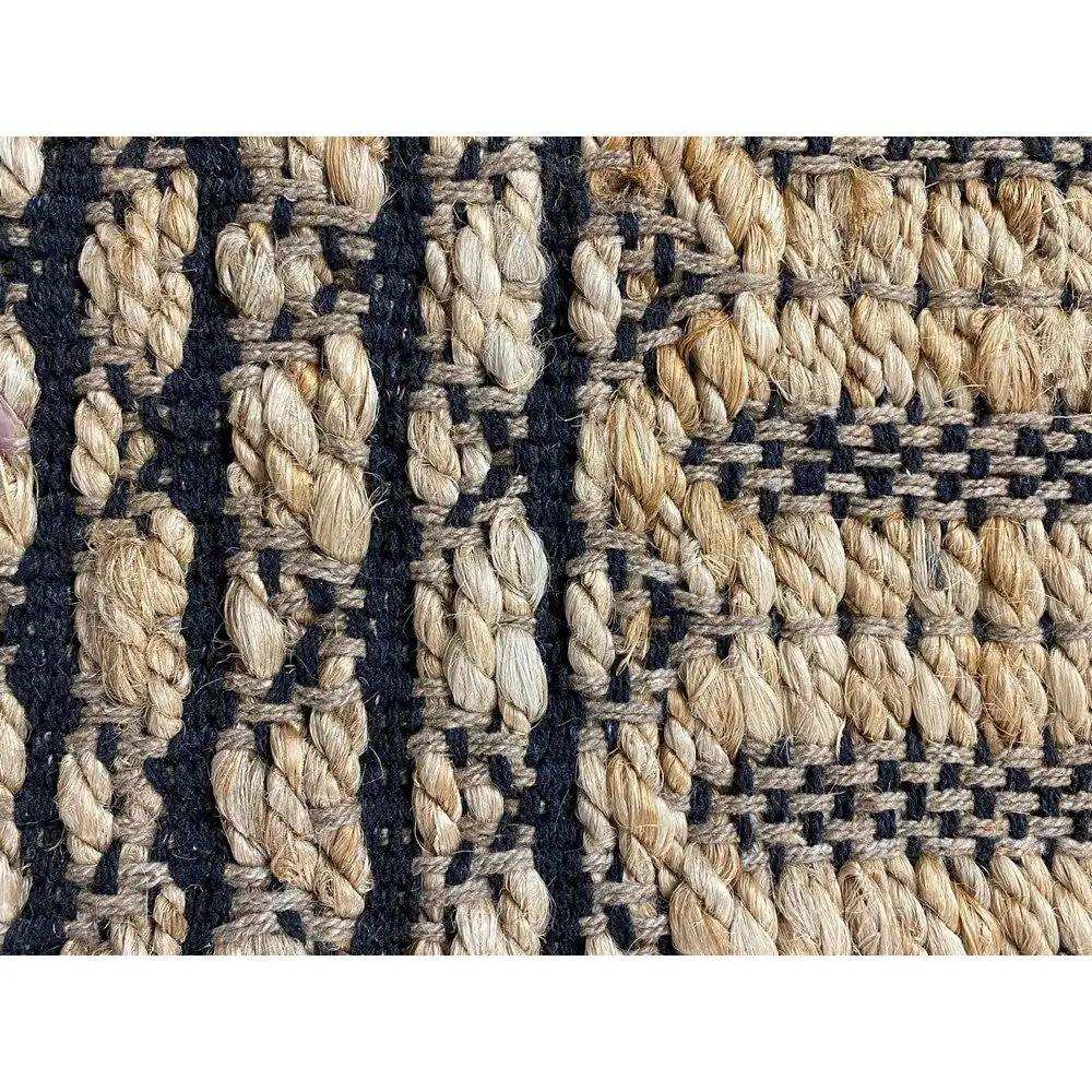 5' X 7' Tan and Black Hand Woven Area Rug - Homeroots - Flyclothing LLC