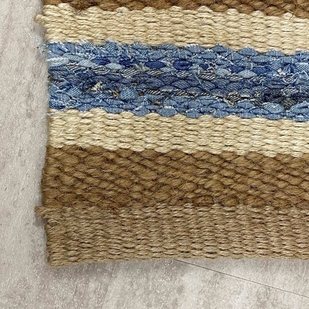 5' X 7' Tan and Ivory Hand Woven Area Rug - Homeroots - Flyclothing LLC