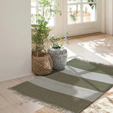 2' X 4' Green and White Hand Woven Area Rug - Homeroots