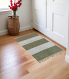 2' X 4' Green and White Hand Woven Area Rug - Homeroots