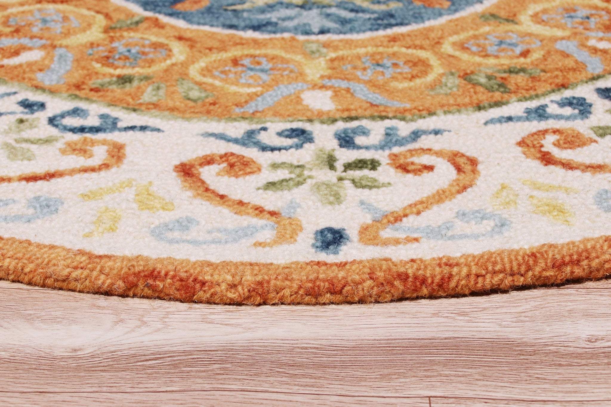 6' Round Orange Traditional Medallion Area Rug - Homeroots - Flyclothing LLC