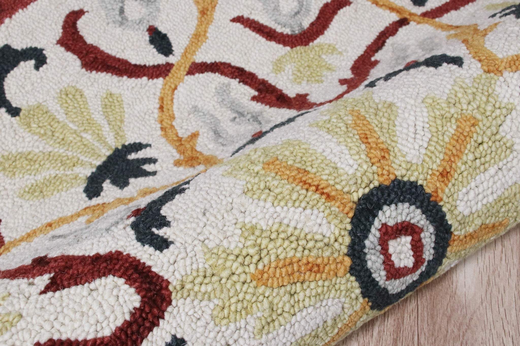 4' Round Red and Ivory Floral Filigree Area Rug - Homeroots - Flyclothing LLC