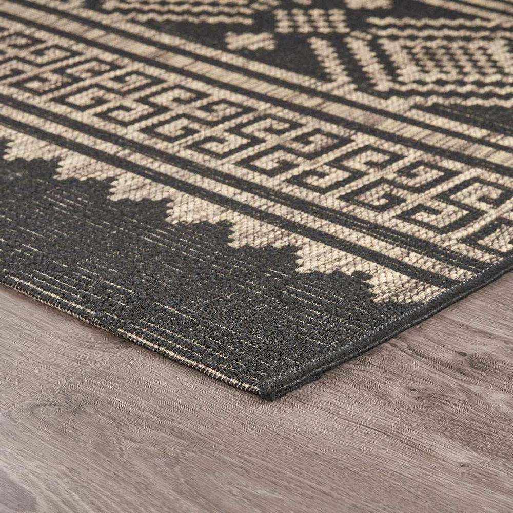 5' X 8' Brown And Black Indoor Outdoor Area Rug - Homeroots - Flyclothing LLC