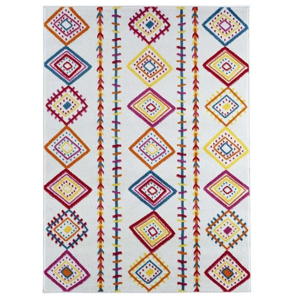 5' X 7' Red and White Diamonds Array Area Rug - Homeroots - Flyclothing LLC