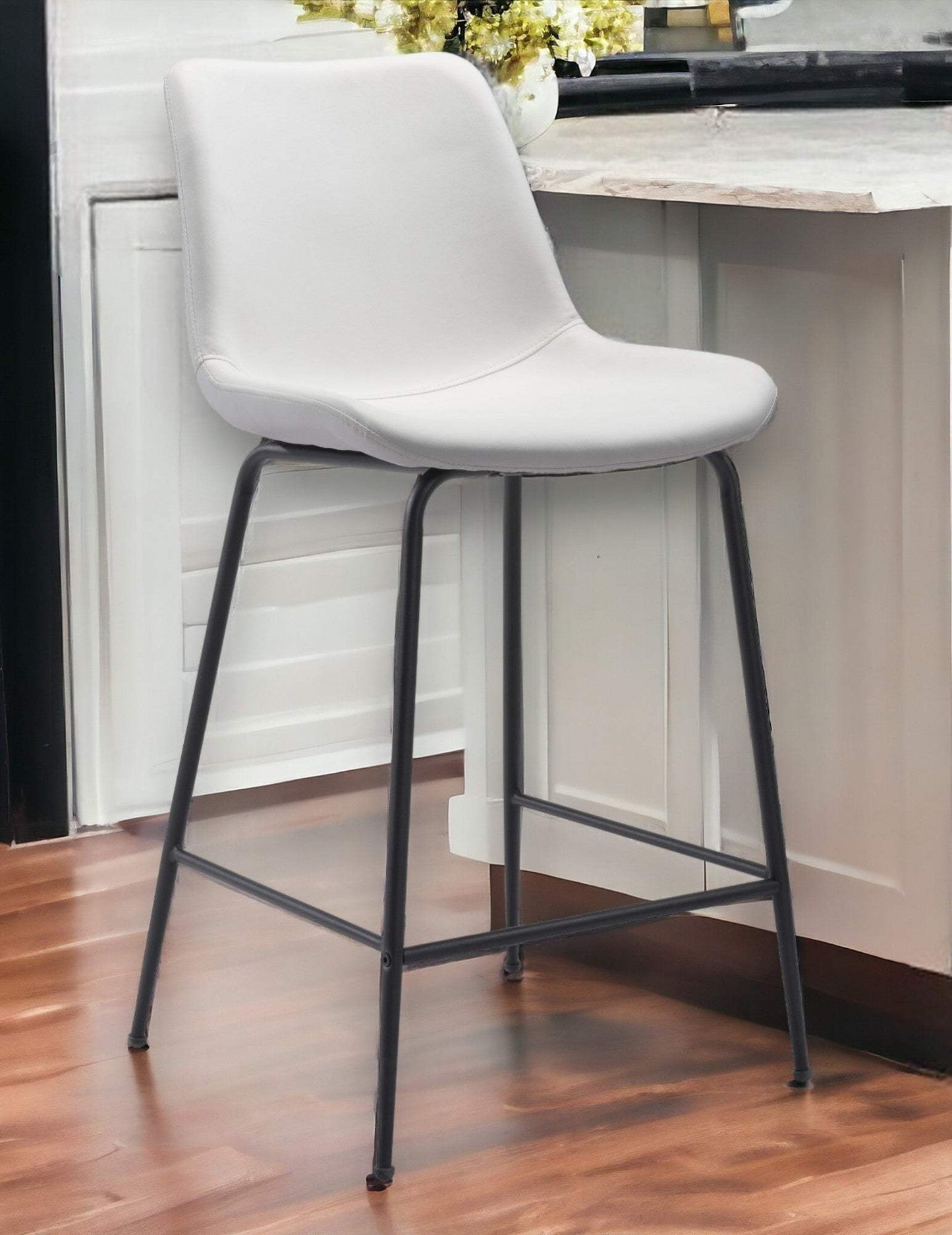 26" White And Black Steel Low Back Counter Height Bar Chair - Homeroots - Flyclothing LLC