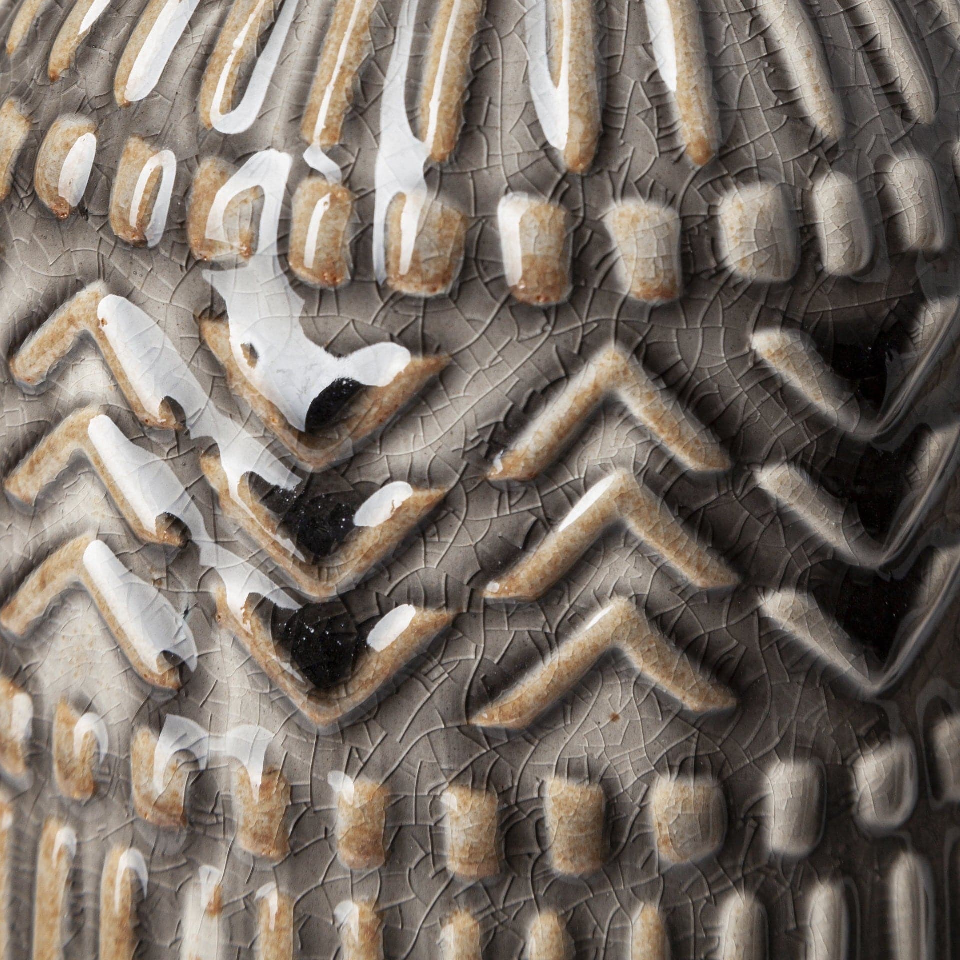 14" Black and Cream Organic Glaze Chevron Embossed Ceramic Vase - Homeroots - Flyclothing LLC