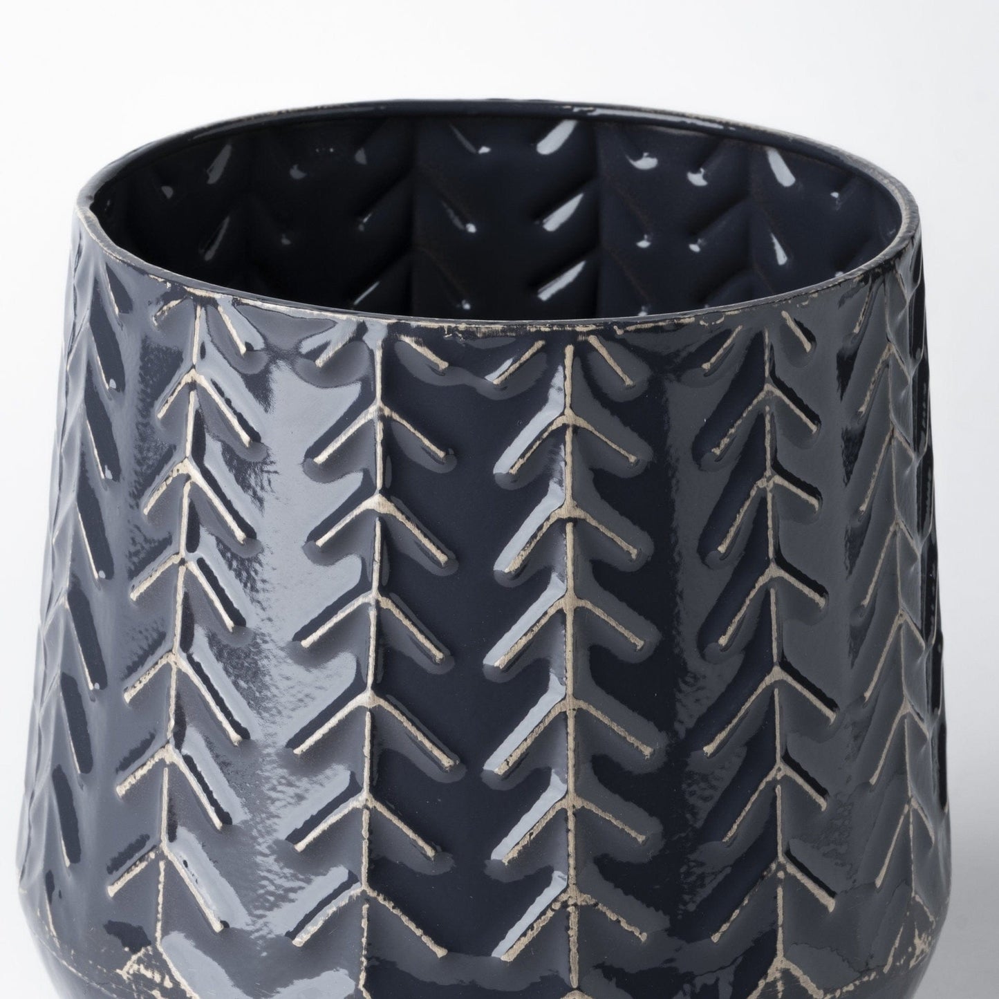 7" Navy Organically Embossed Chevron Metal Vase - Homeroots - Flyclothing LLC