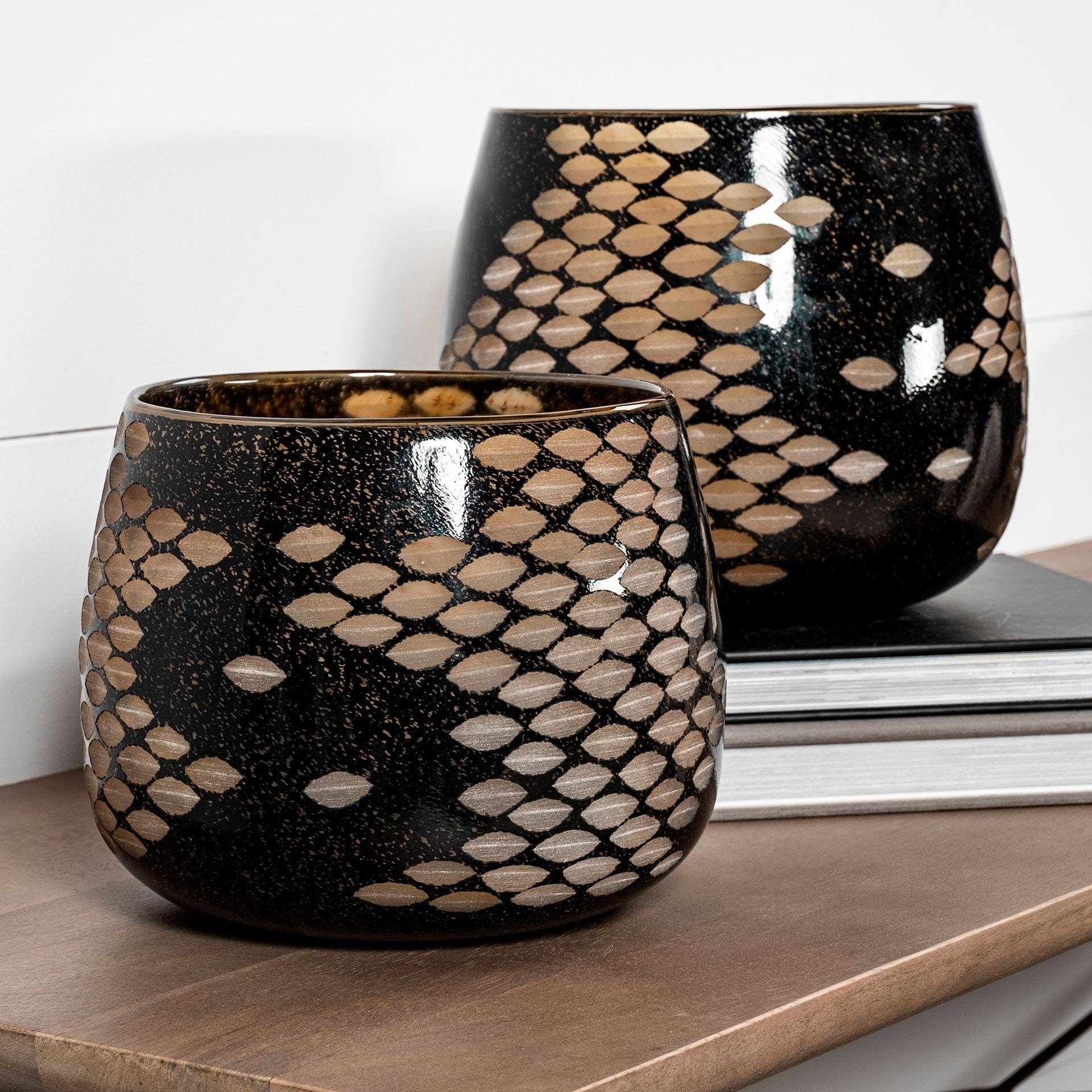 6" Black and Gold Artisan Bubble Glass Vase - Homeroots - Flyclothing LLC