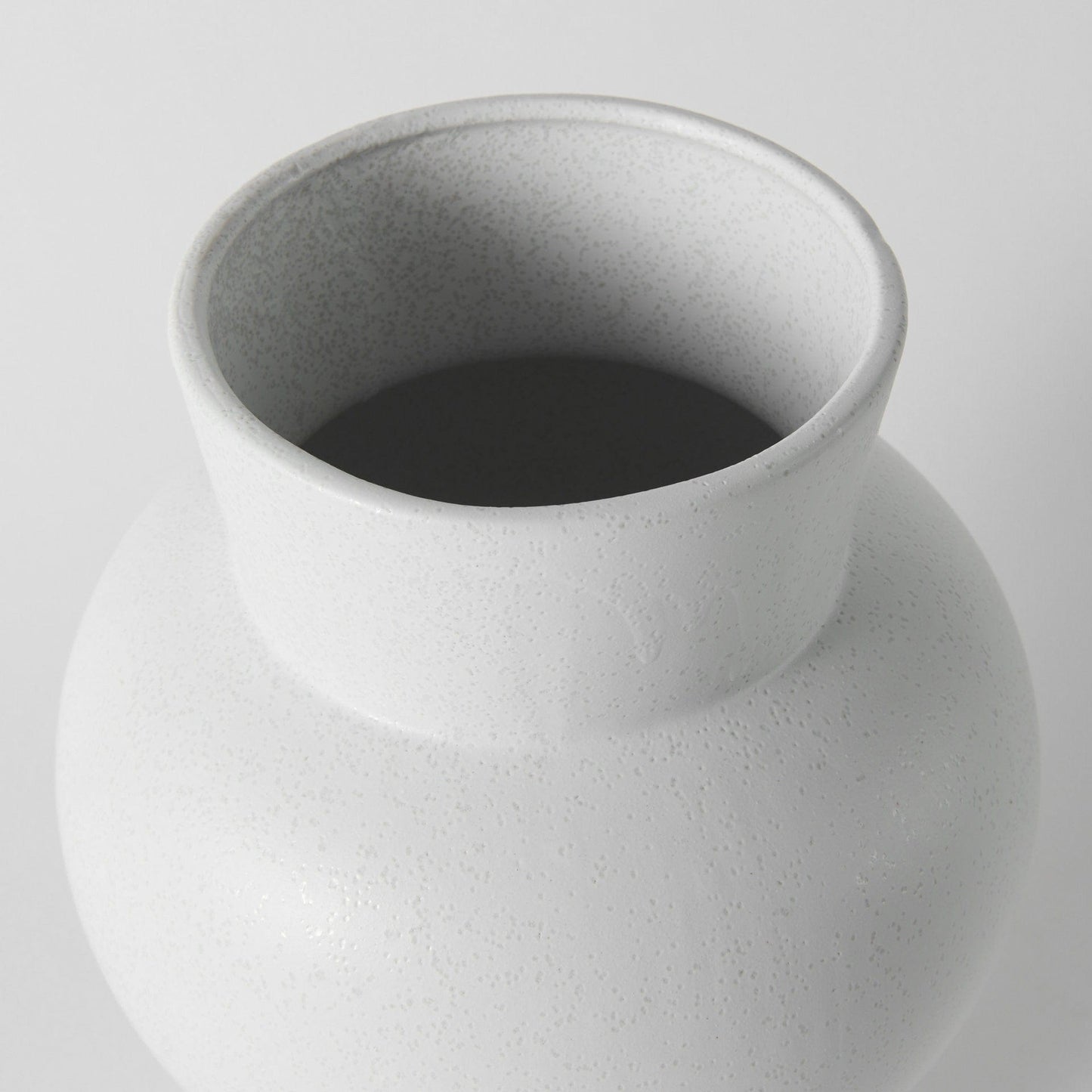 11" White Contempo Deco Ceramic Vase - Homeroots - Flyclothing LLC