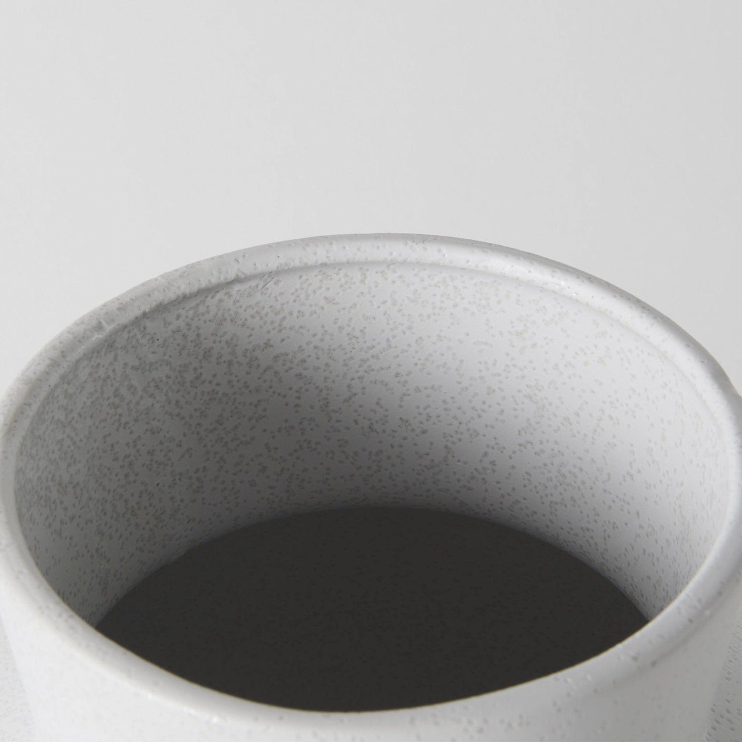 11" White Contempo Deco Ceramic Vase - Homeroots - Flyclothing LLC