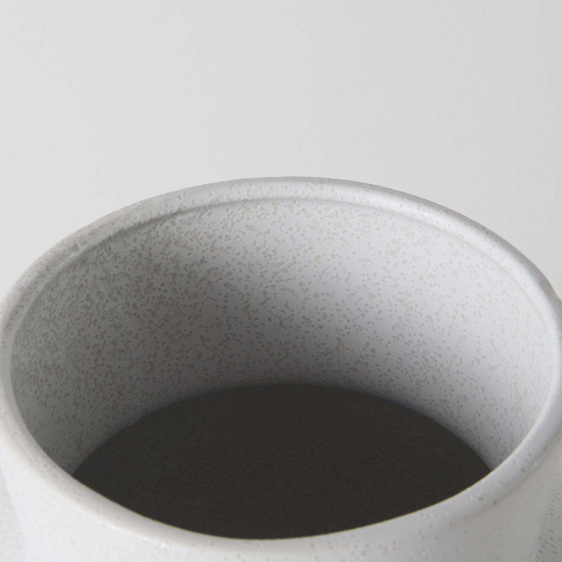 11" White Contempo Deco Ceramic Vase - Homeroots - Flyclothing LLC