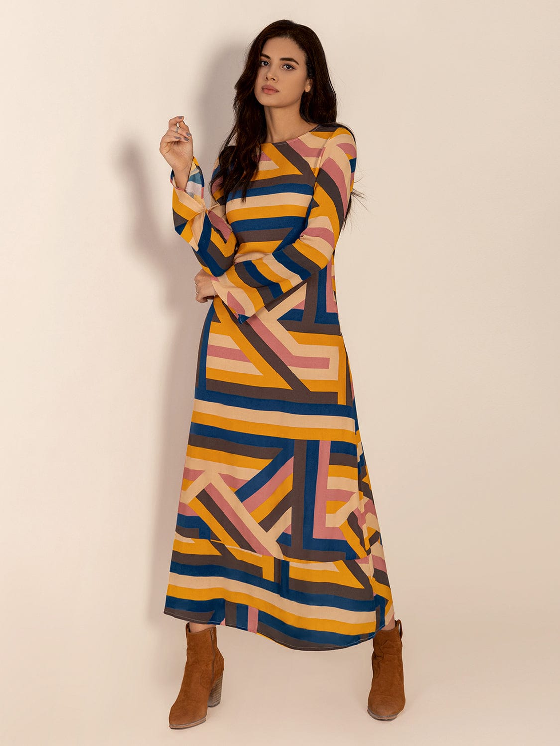 Contrast Round Neck Flare Sleeve Midi Dress - Trendsi