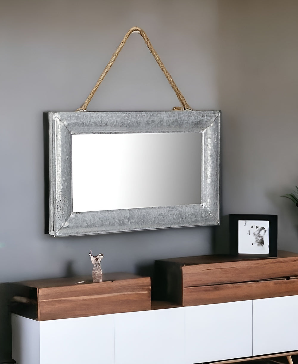 9" Silver Metal Framed Accent Mirror - Homeroots - Flyclothing LLC