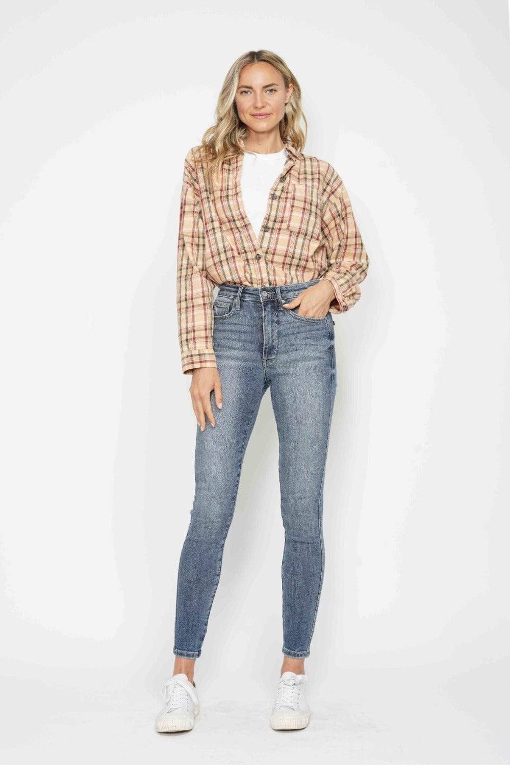 Judy Blue Full Size Tummy Control Contrast Wash Skinny Jeans - Trendsi - Flyclothing LLC