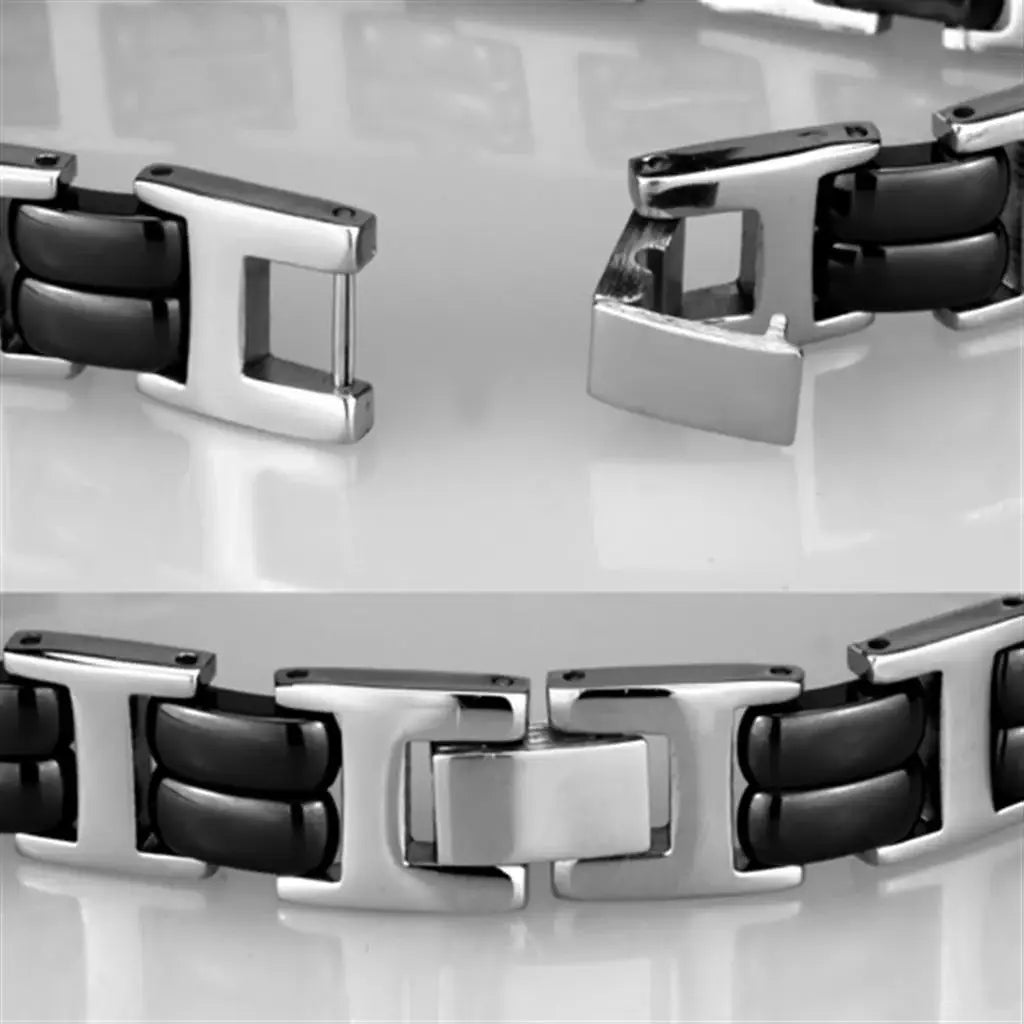 3W996 - High polished (no plating) Stainless Steel Bracelet with Ceramic in Jet - Alamode - Flyclothing LLC