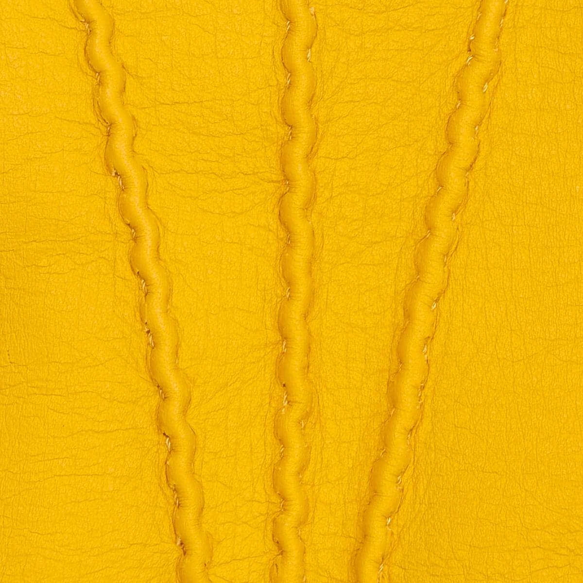 Matteo (yellow) - Italian gloves made of American deerskin leather with cashmere lining