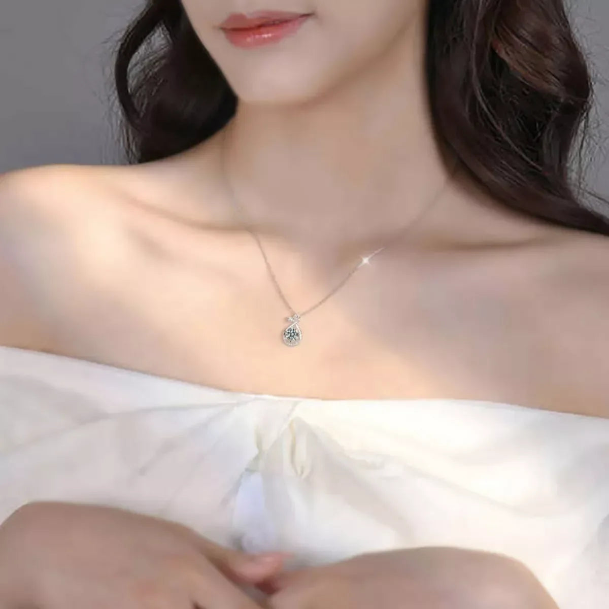 1 Carat Moissanite Pendant Necklace - Trendsi - Flyclothing LLC