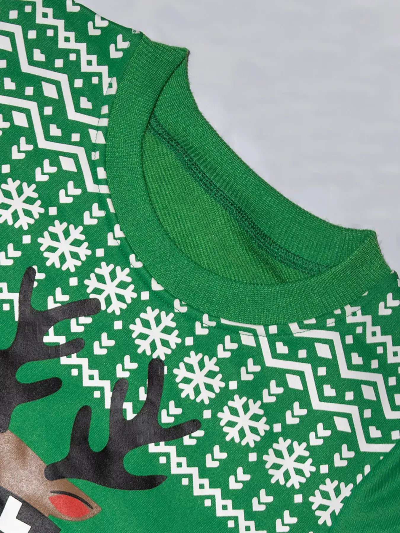 Children's Christmas Reindeer Graphic Crewneck Sweatshirt - Trendsi - Flyclothing LLC
