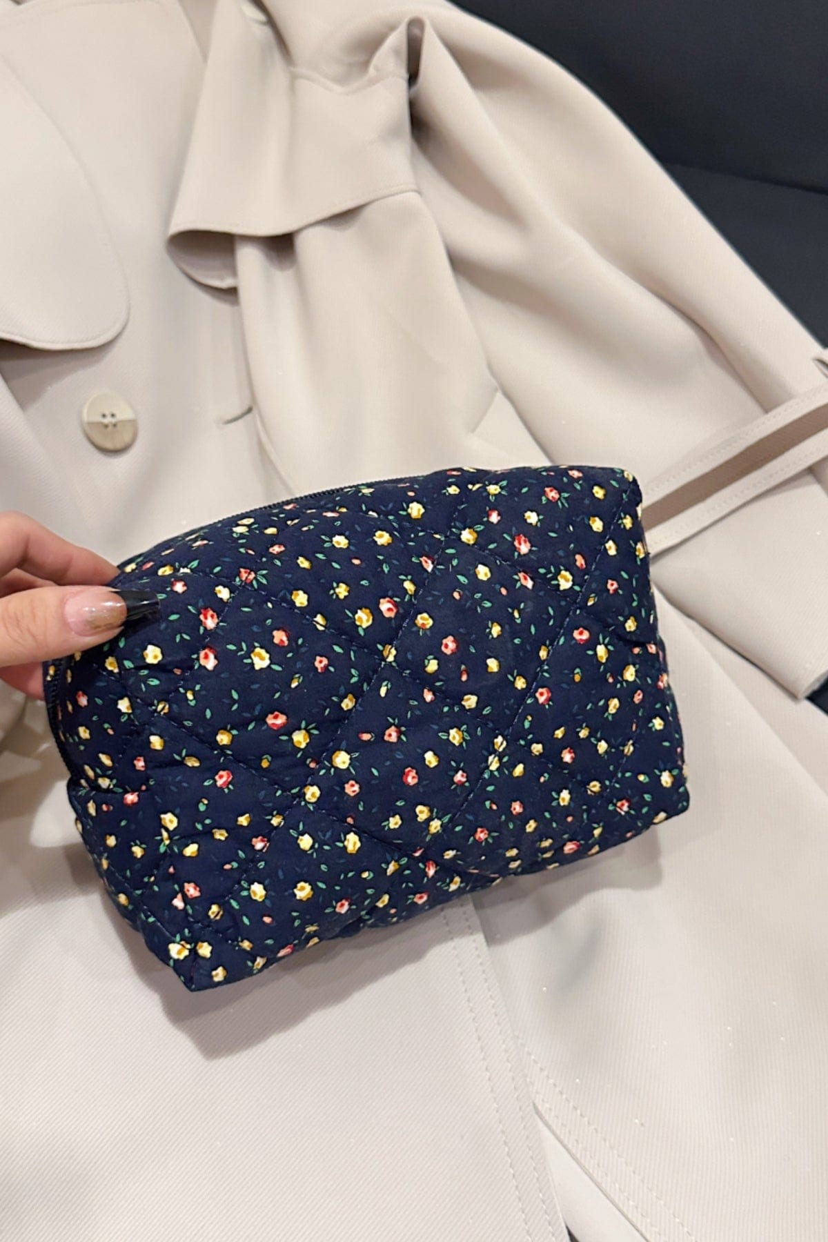 Floral Quilted Clutch with Plaid Lining - Trendsi