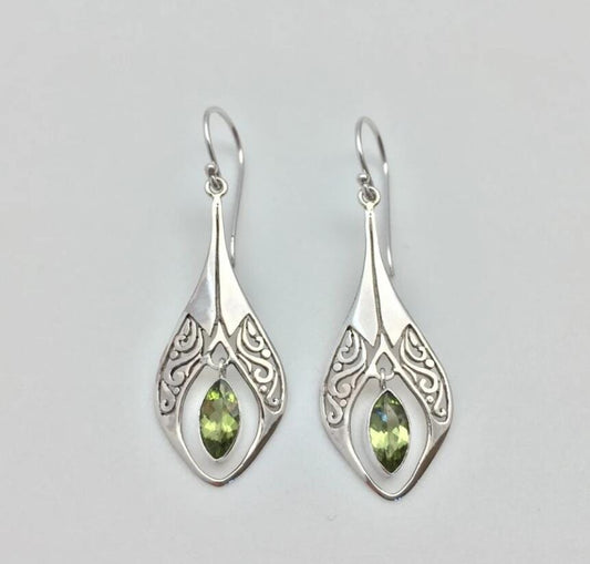 Alloy Rhinestone Cutout Earrings - Trendsi