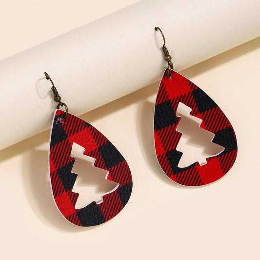 PU Leather Cutout Christmas Tree Earrings - Trendsi