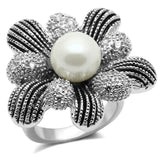 3W294 - Rhodium Brass Ring with Synthetic Pearl in White - Alamode