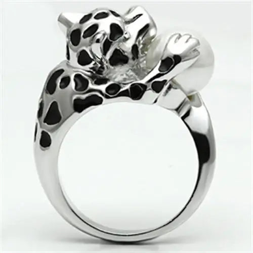 3W297 - Rhodium Brass Ring with Synthetic Pearl in White - Alamode - Flyclothing LLC