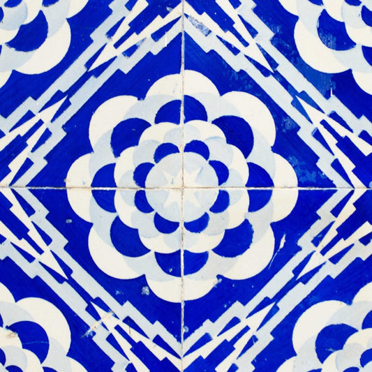 4" X 4" Blue And White Gerbera Peel And Stick Removable Tiles