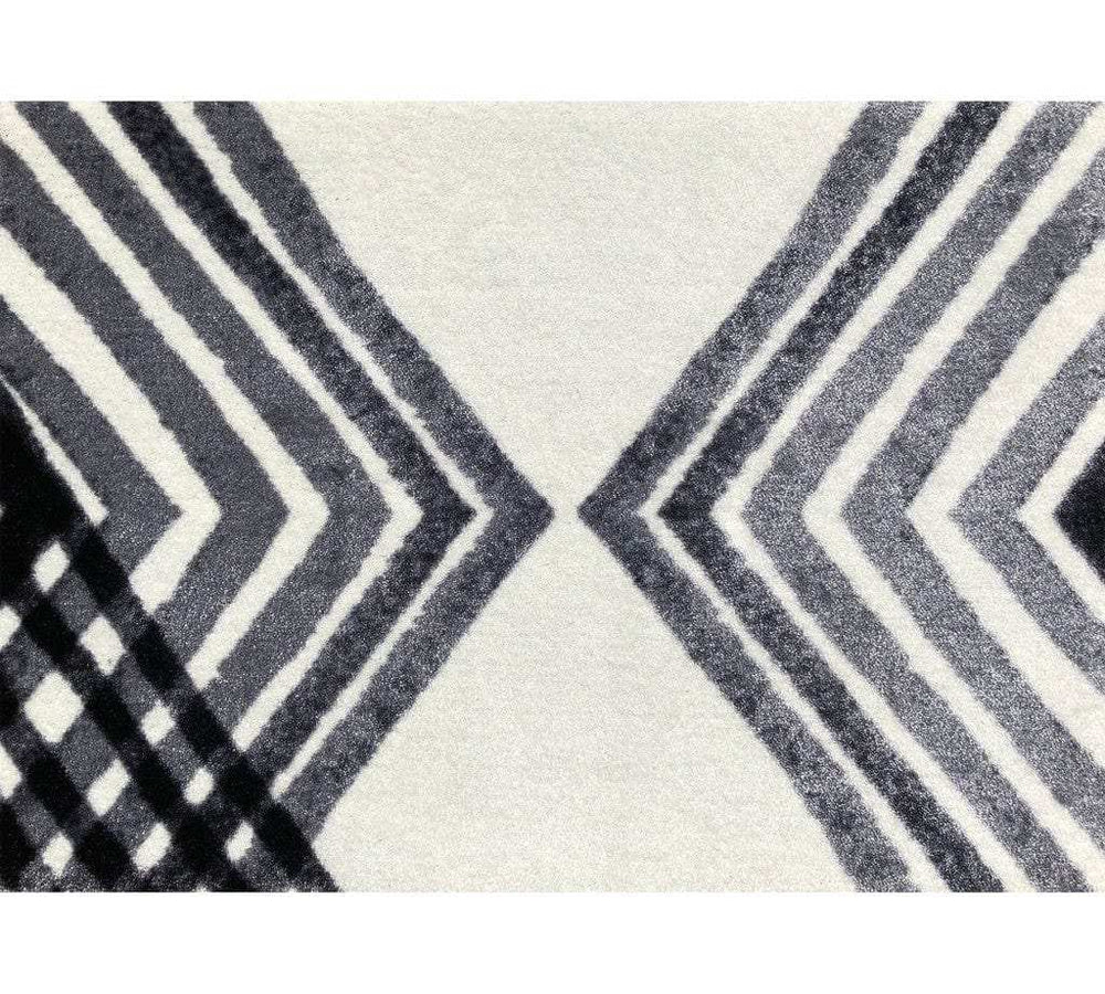 2' X 3' Black and Gray Abstract Arrow Washable Floor Mat - Homeroots - Flyclothing LLC