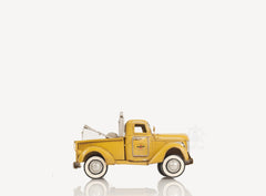 c1926 Pennzoil Tow Truck Yellow Model Sculpture