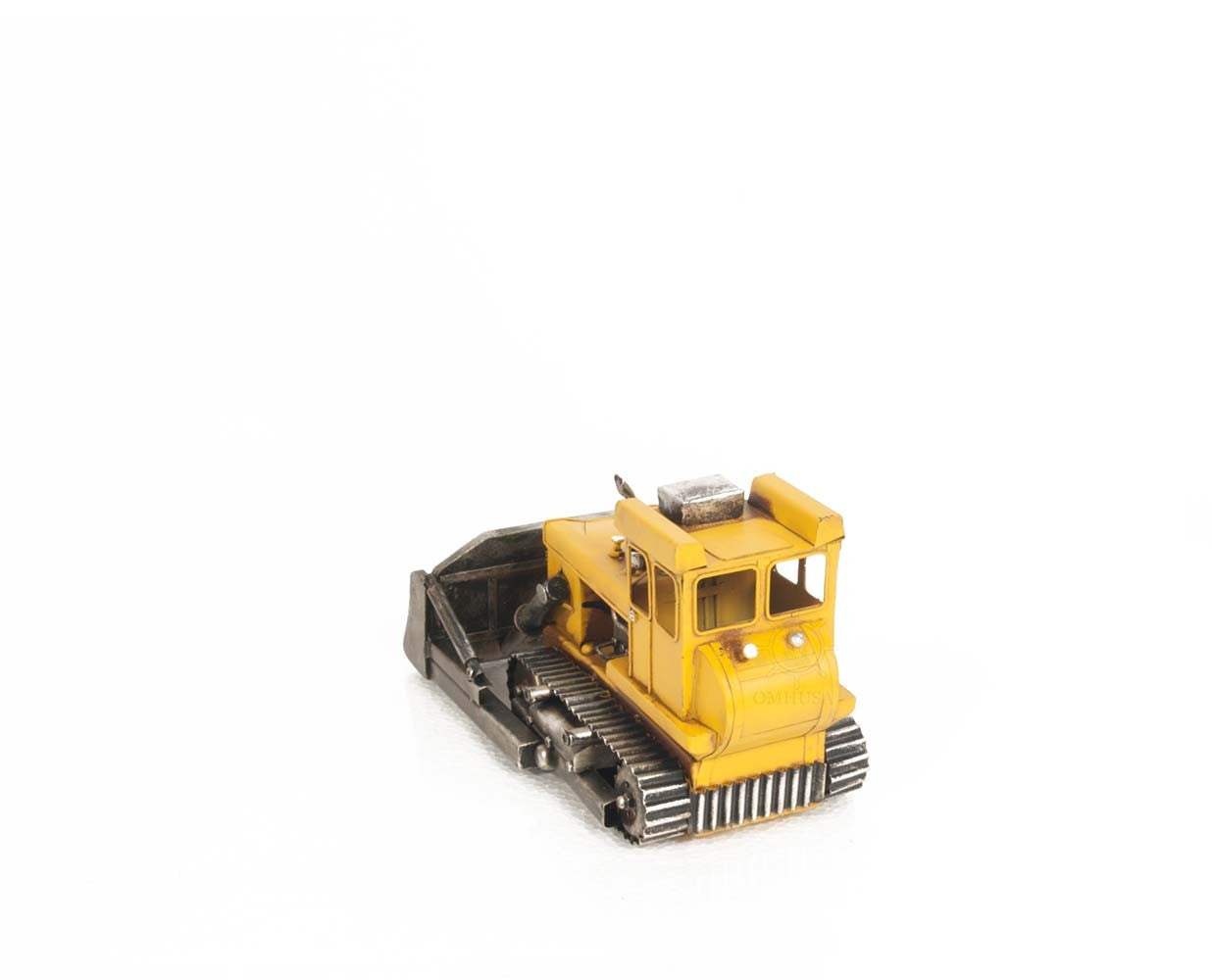 Chevrolet Tow Truck Sculpture - Homeroots - Flyclothing LLC