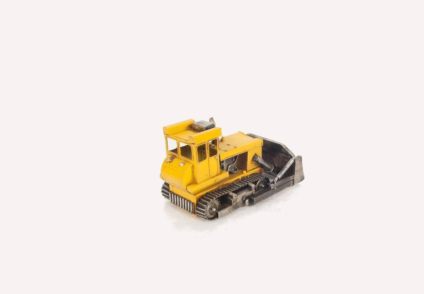 Chevrolet Tow Truck Sculpture - Homeroots - Flyclothing LLC