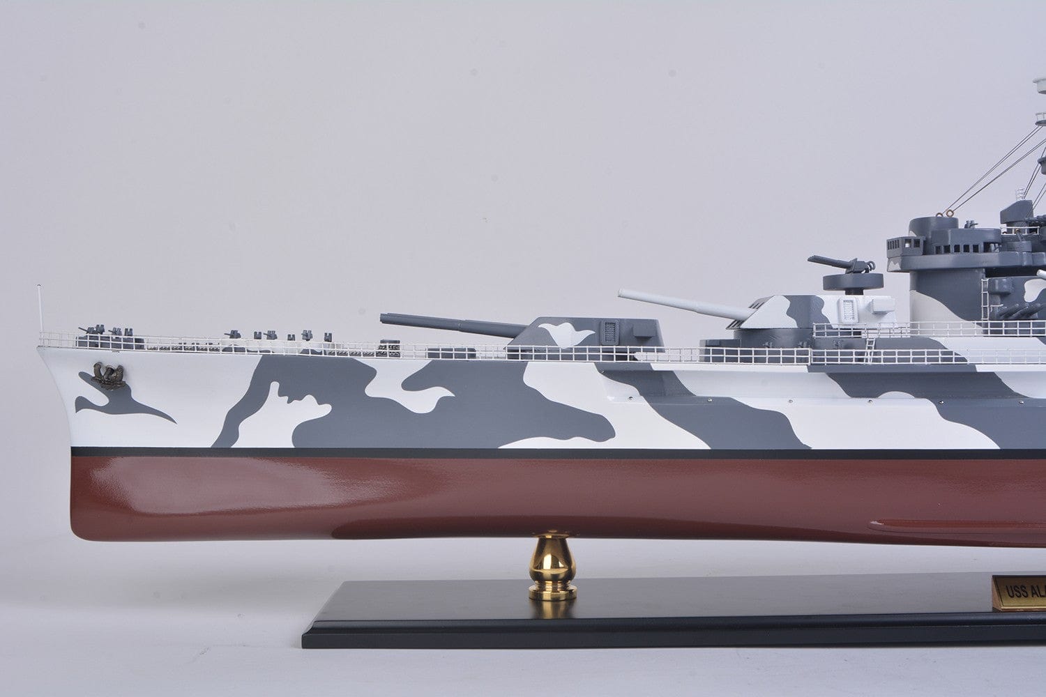 16" Gray And White Manufactured Wood Hand Painted Sculpture - Homeroots - Flyclothing LLC