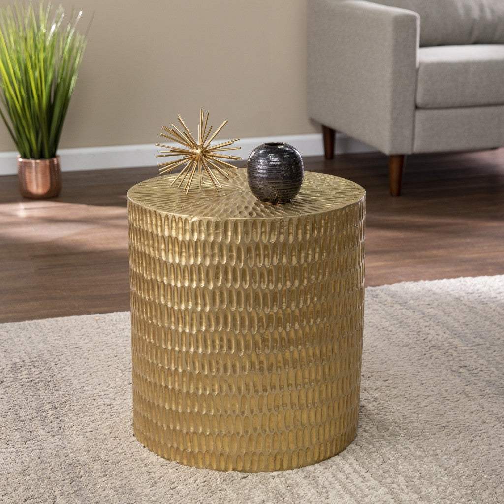 18" Gold Manufactured Wood And Solid Wood Round End Table - Homeroots - Flyclothing LLC