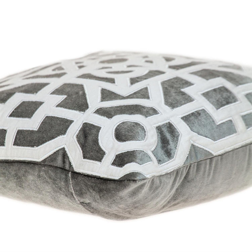 18" Gray and White Velvet Throw Pillow - Homeroots - Flyclothing LLC