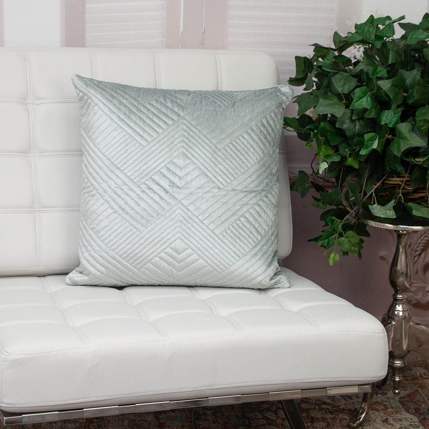 20" Gray Cotton Blend Throw Pillow - Homeroots - Flyclothing LLC