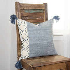 20" Blue and Ivory Herringbone Cotton Throw Pillow With Tassels