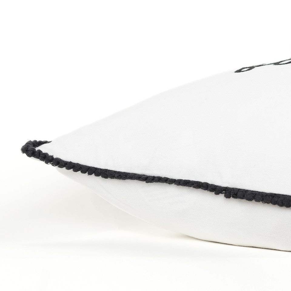 Black and White Moms Favorite Modern Throw Pillow - Homeroots - Flyclothing LLC