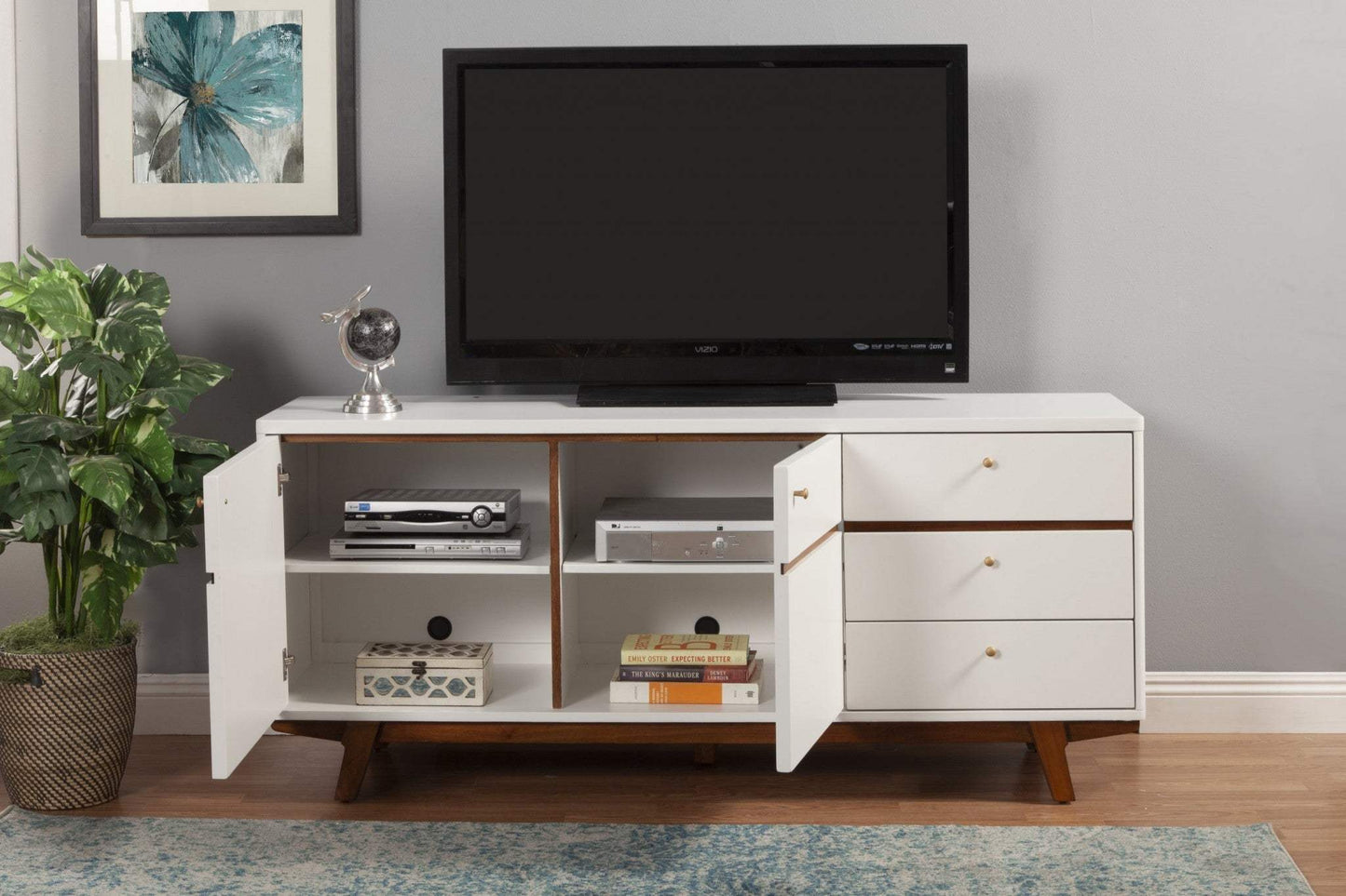 65" White Mahogany Solids And Veneer Cabinet Enclosed Storage TV Stand - Homeroots - Flyclothing LLC